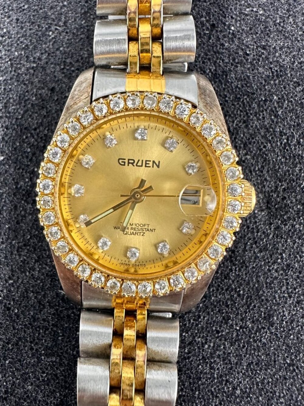 Gruen Watch Women Silver Gold Two Tone Crystal Bezel Date Window Works 6.75"